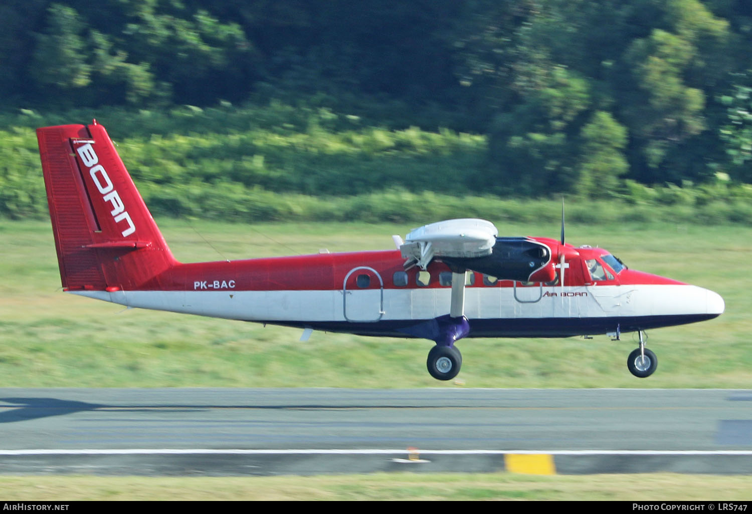 Aircraft Photo of PK-BAC | De Havilland Canada DHC-6-300 Twin Otter | Air Born | AirHistory.net #264430