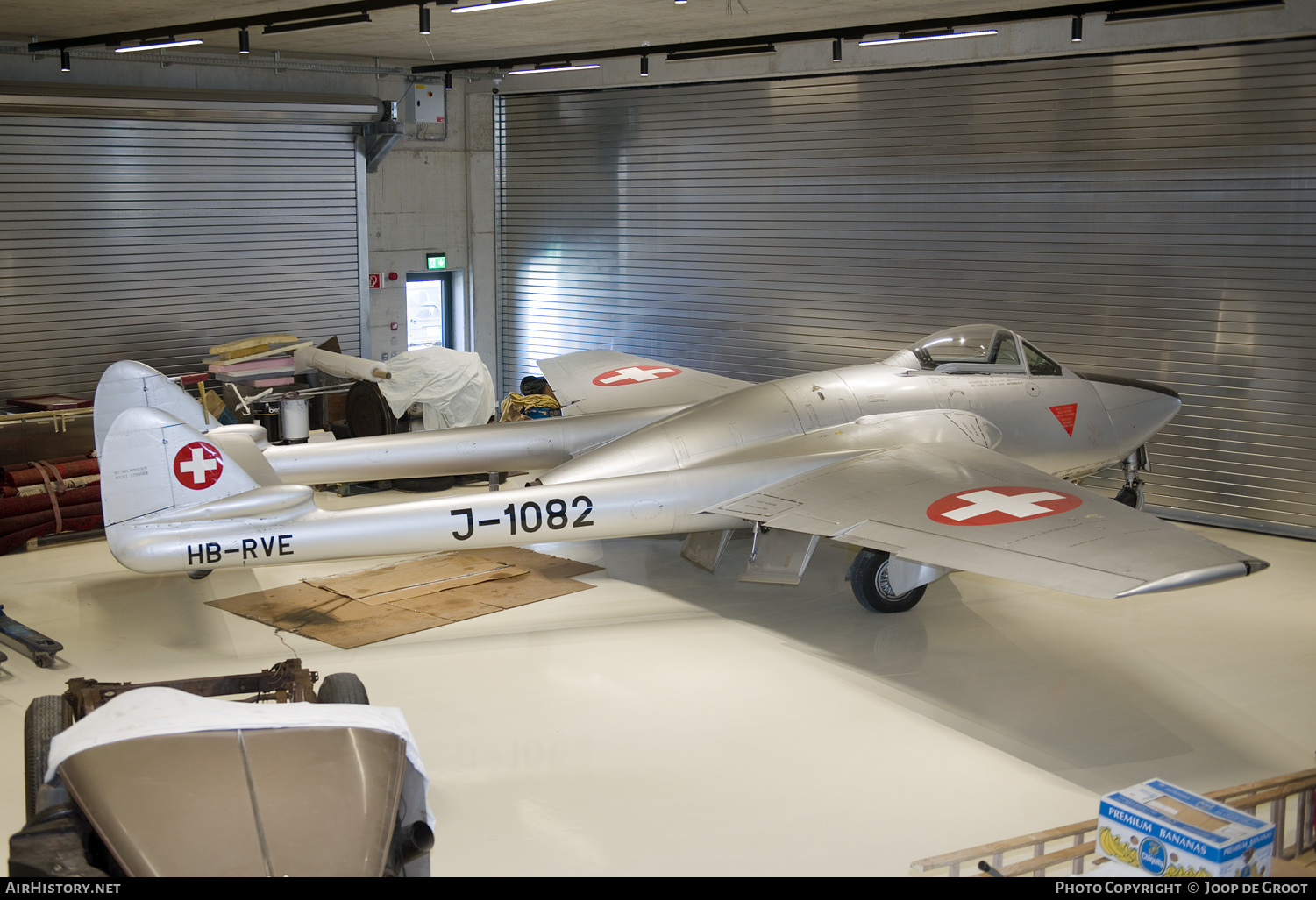 Aircraft Photo of HB-RVE / J-1082 | De Havilland D.H. 100 Vampire FB6 | Switzerland - Air Force | AirHistory.net #264647