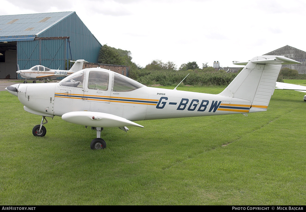 Aircraft Photo of G-BGBW | Piper PA-38-112 Tomahawk | AirHistory.net #264692