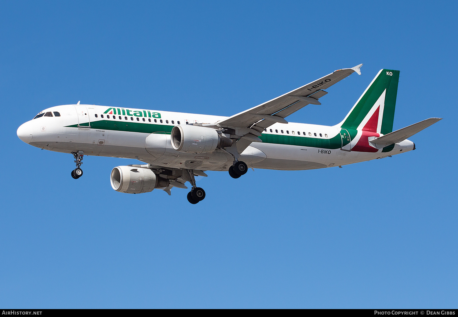 Aircraft Photo of I-BIKO | Airbus A320-214 | Alitalia | AirHistory.net #264696