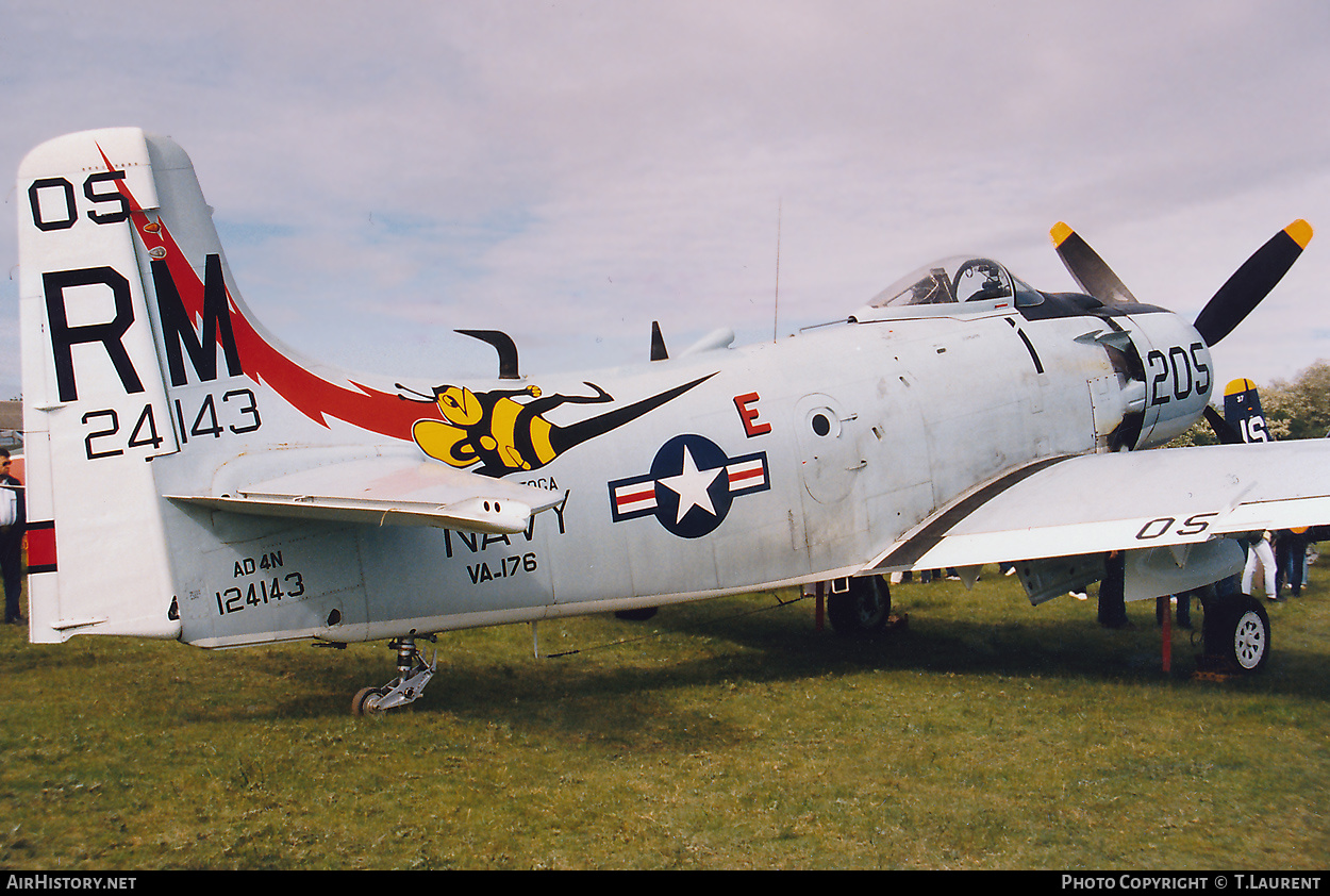 Aircraft Photo of F-AZDP / 124143 | Douglas A-1D Skyraider (AD-4N) | USA - Navy | AirHistory.net #264754