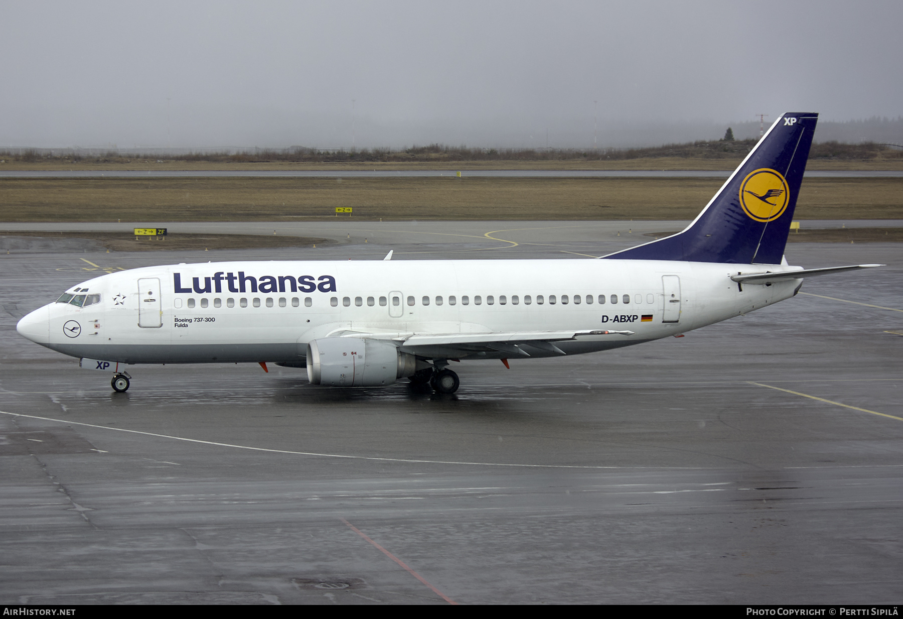 Aircraft Photo of D-ABXP | Boeing 737-330 | Lufthansa | AirHistory.net #264779