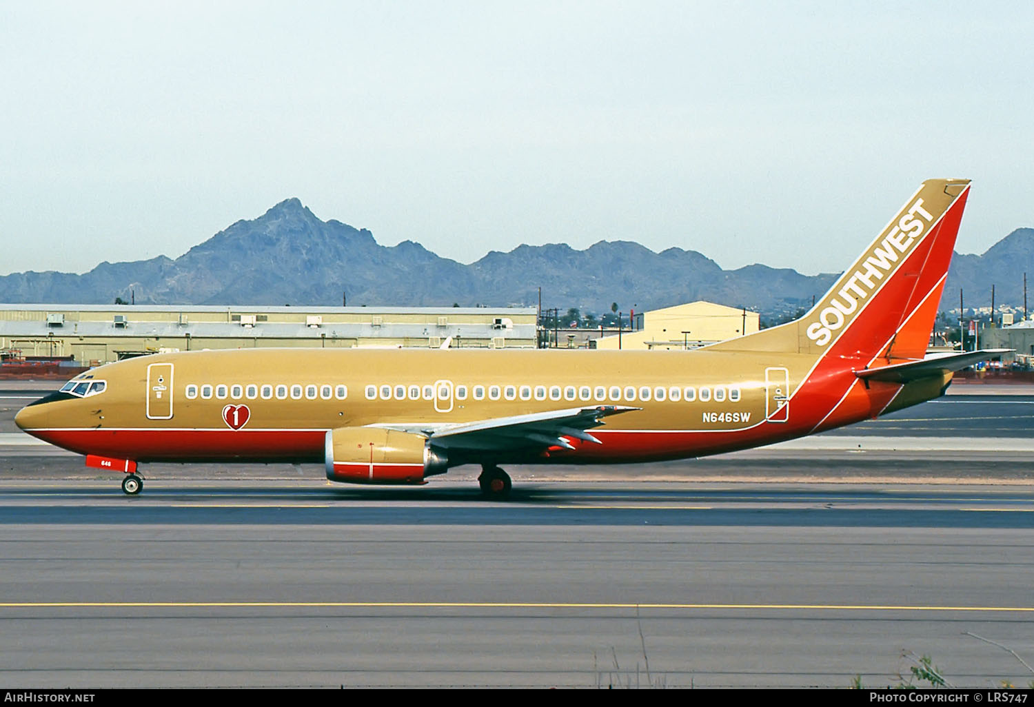 Aircraft Photo of N646SW | Boeing 737-3H4 | Southwest Airlines | AirHistory.net #264835