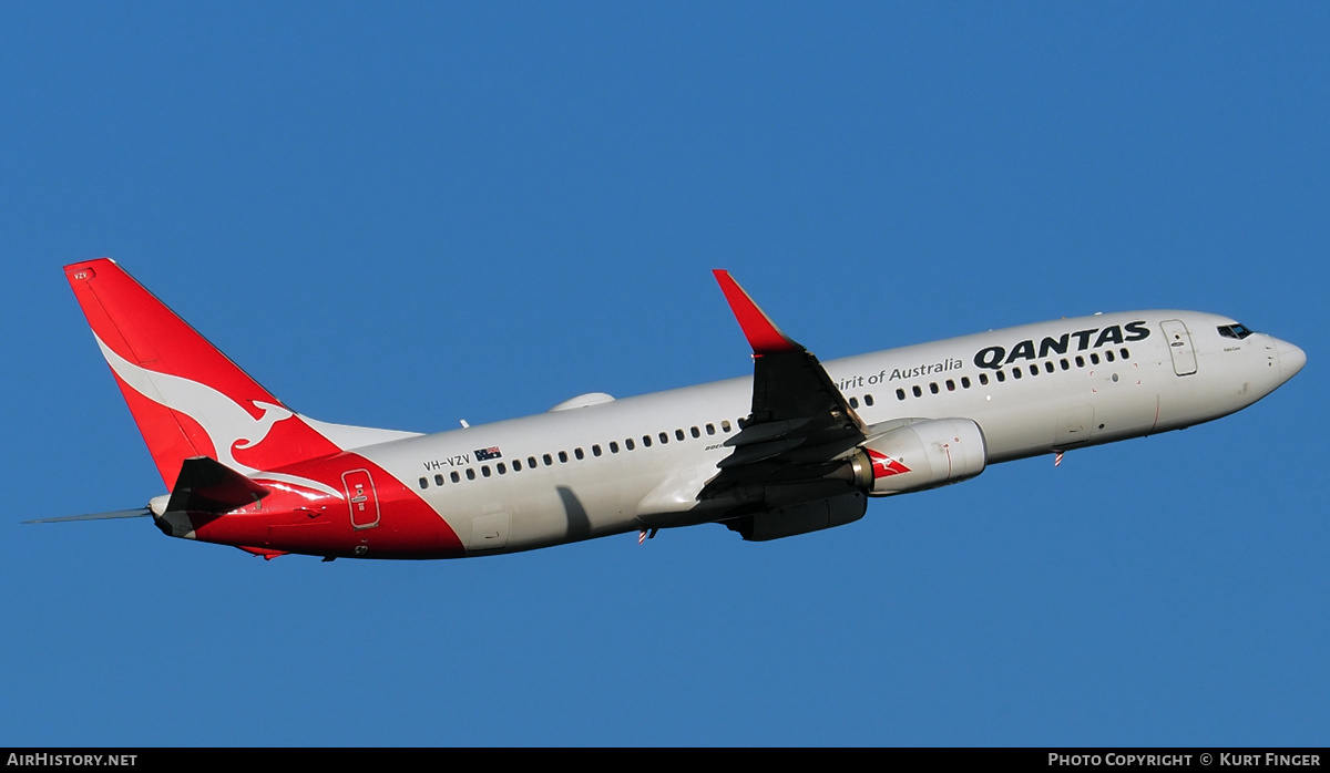 Aircraft Photo of VH-VZV | Boeing 737-838 | Qantas | AirHistory.net #264853