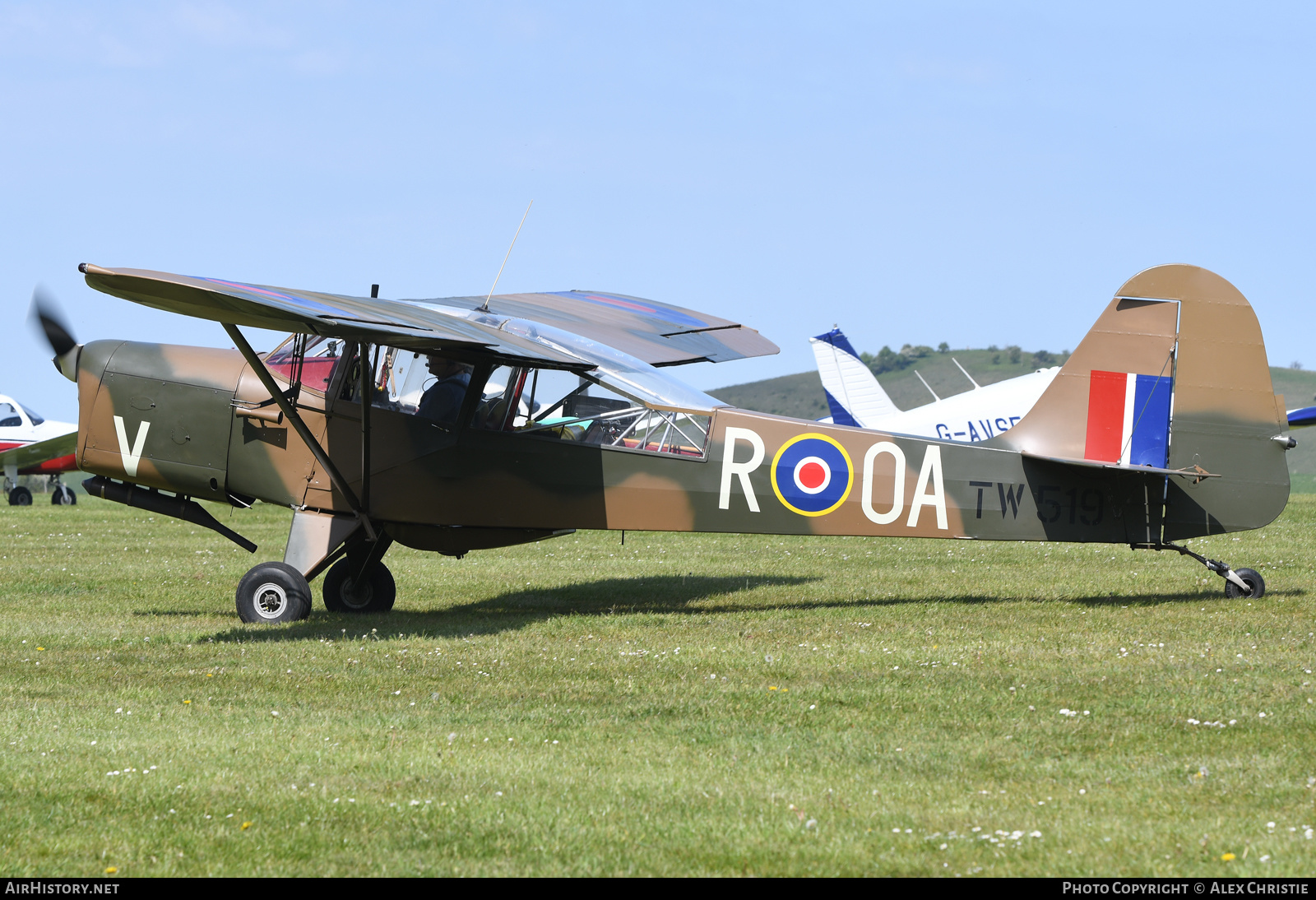 Aircraft Photo of G-ANHX / TW519 | Taylorcraft J Auster Mk5D | UK - Air Force | AirHistory.net #264886