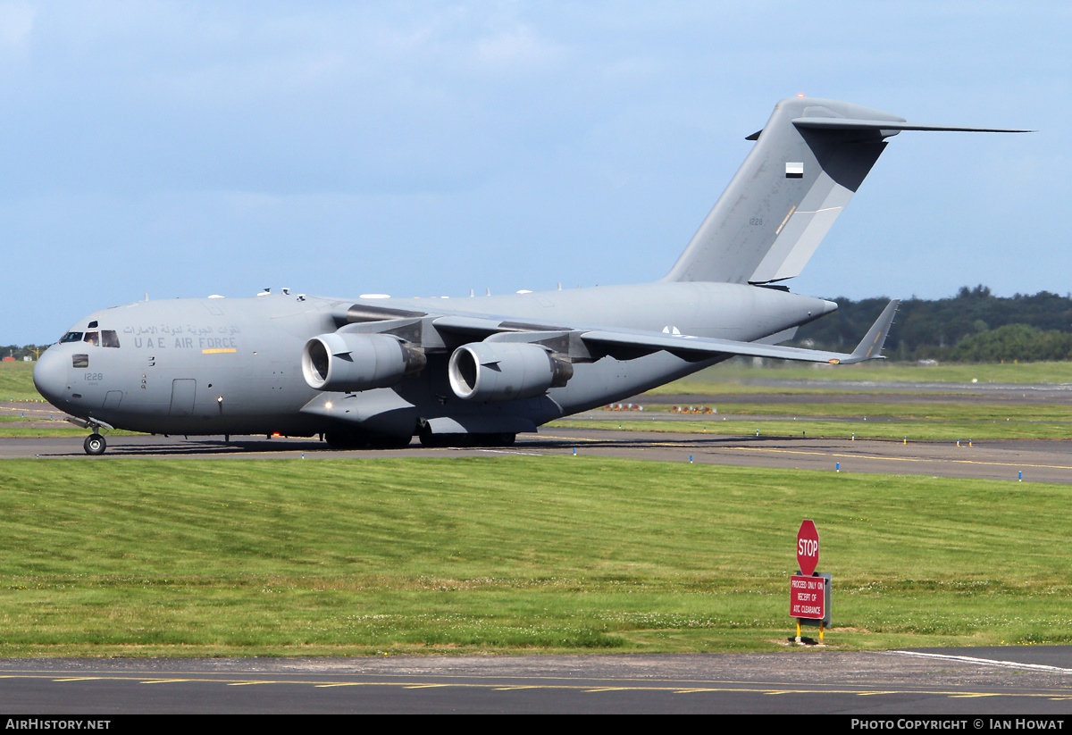 Aircraft Photo of 1228 | Boeing C-17A Globemaster III | United Arab Emirates - Air Force | AirHistory.net #264911