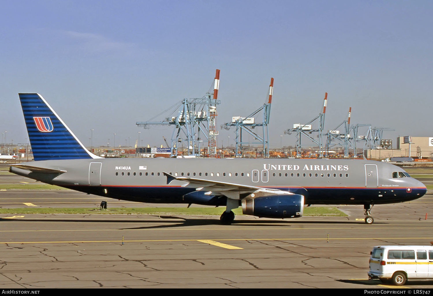 Aircraft Photo of N414UA | Airbus A320-232 | United Airlines | AirHistory.net #264967