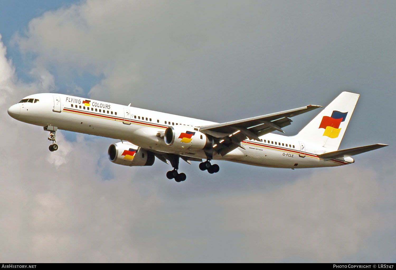 Aircraft Photo of G-FCLE | Boeing 757-28A | Flying Colours Airlines | AirHistory.net #264988