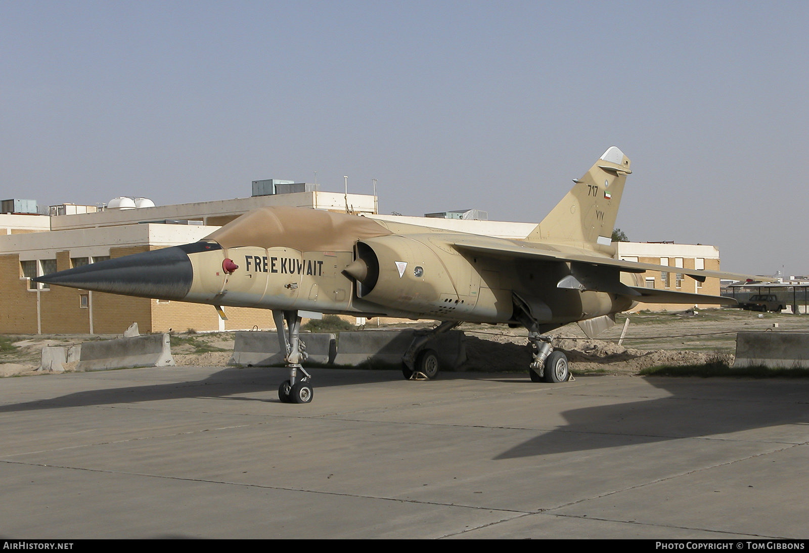 Aircraft Photo of 717 | Dassault Mirage F1CK | Kuwait - Air Force | AirHistory.net #265164