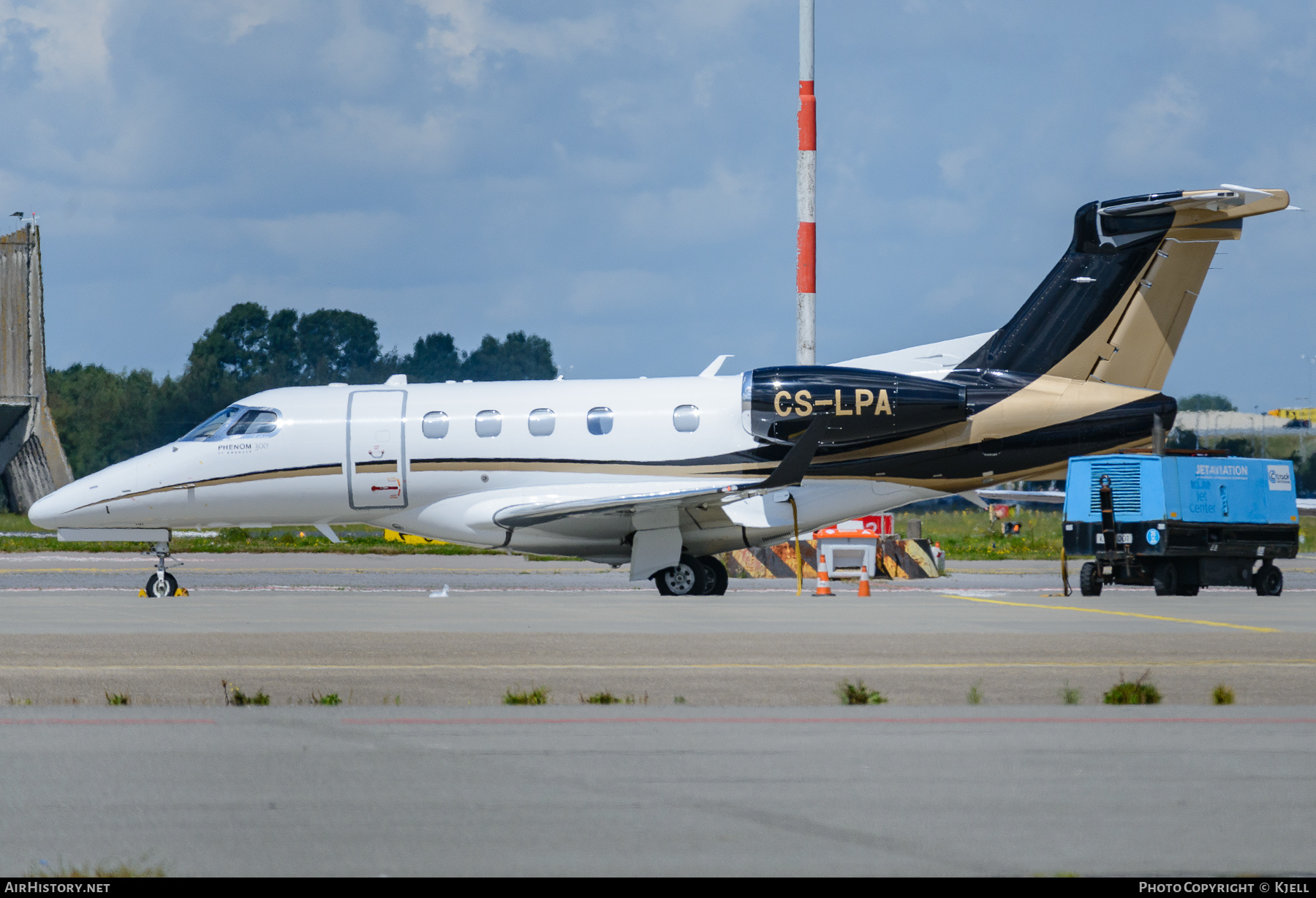 Aircraft Photo of CS-LPA | Embraer EMB-505 Phenom 300 | AirHistory.net #265240