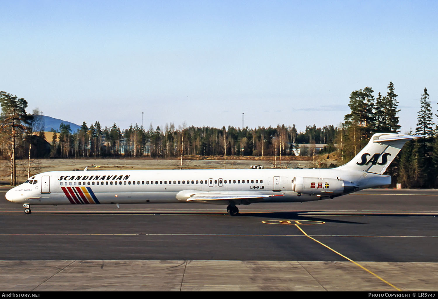 Aircraft Photo of LN-RLR | McDonnell Douglas MD-82 (DC-9-82) | Scandinavian Airlines - SAS | AirHistory.net #265253