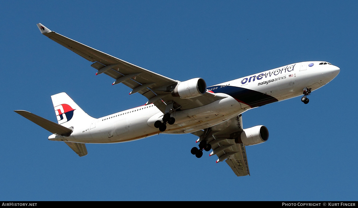 Aircraft Photo of 9M-MTD | Airbus A330-323 | Malaysia Airlines | AirHistory.net #265304