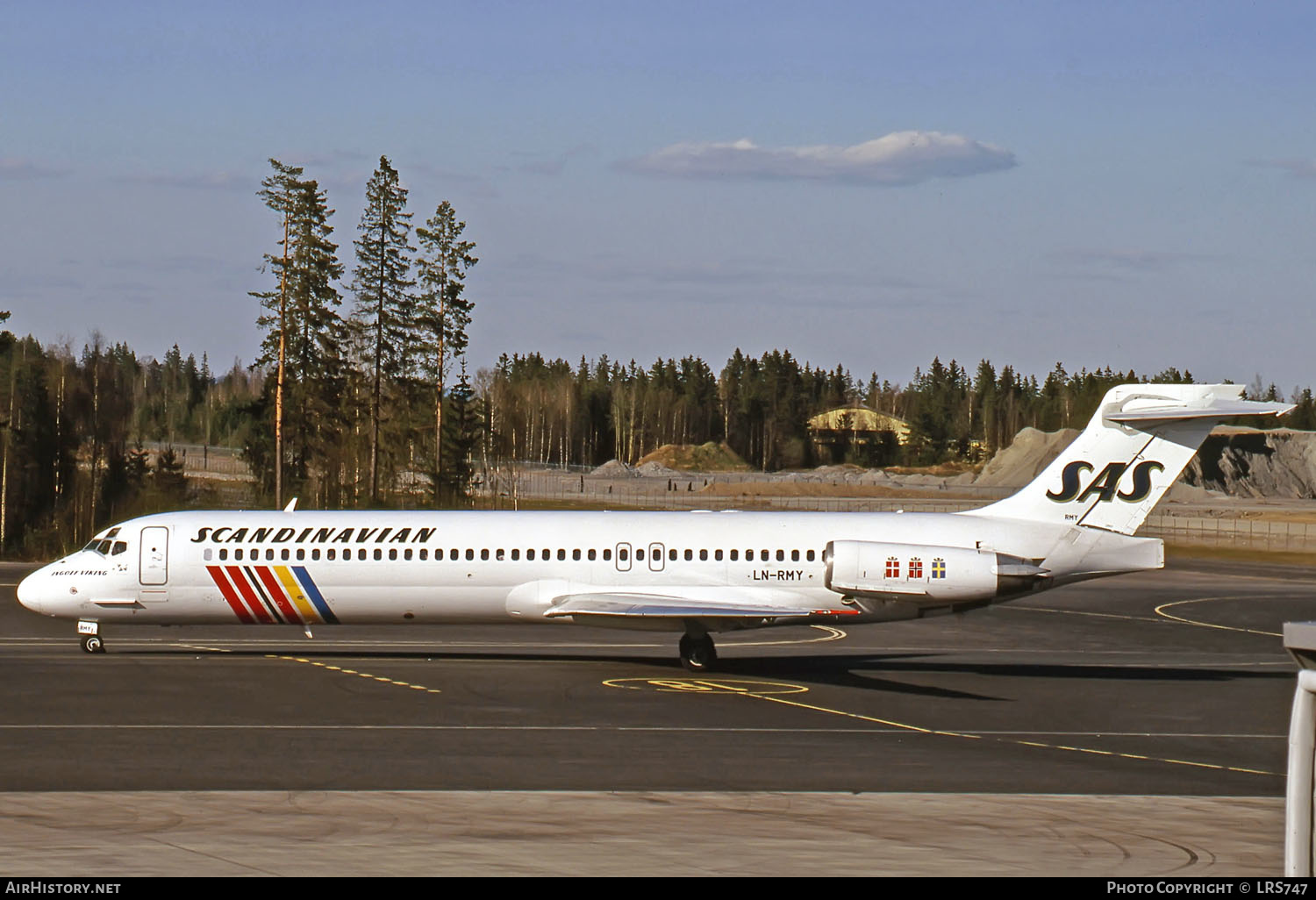 Aircraft Photo of LN-RMY | McDonnell Douglas MD-87 (DC-9-87) | Scandinavian Airlines - SAS | AirHistory.net #265307