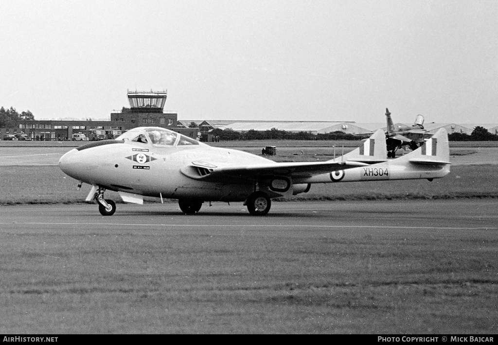 Aircraft Photo of XH304 | De Havilland D.H. 115 Vampire T11 | UK - Air Force | AirHistory.net #265356
