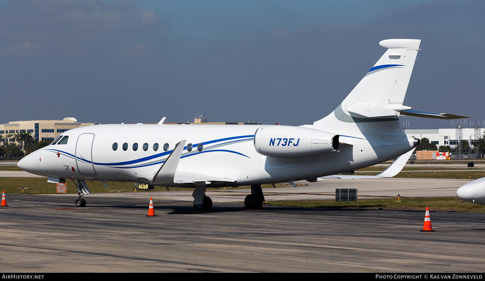Aircraft Photo of N73FJ | Dassault Falcon 2000 | AirHistory.net #265372