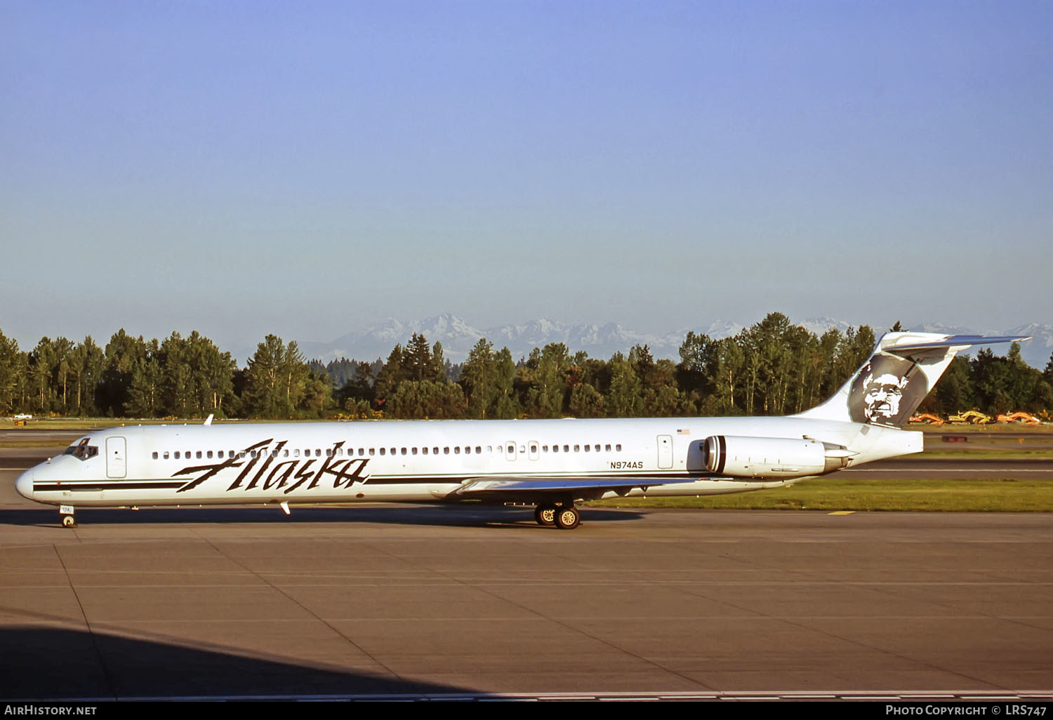 Aircraft Photo of N974AS | McDonnell Douglas MD-83 (DC-9-83) | Alaska Airlines | AirHistory.net #265471
