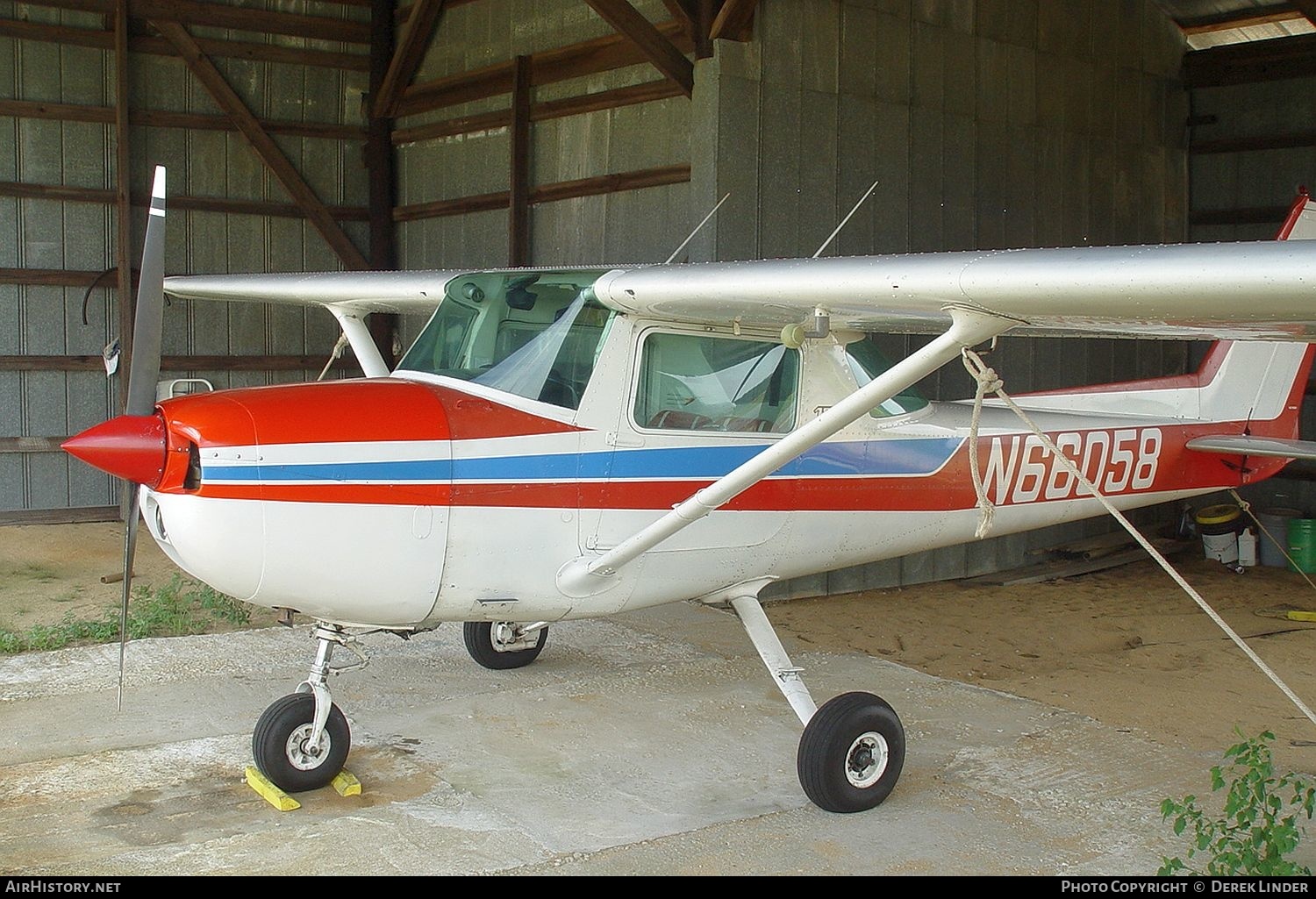 Aircraft Photo of N66058 | Cessna 150M | AirHistory.net #265501
