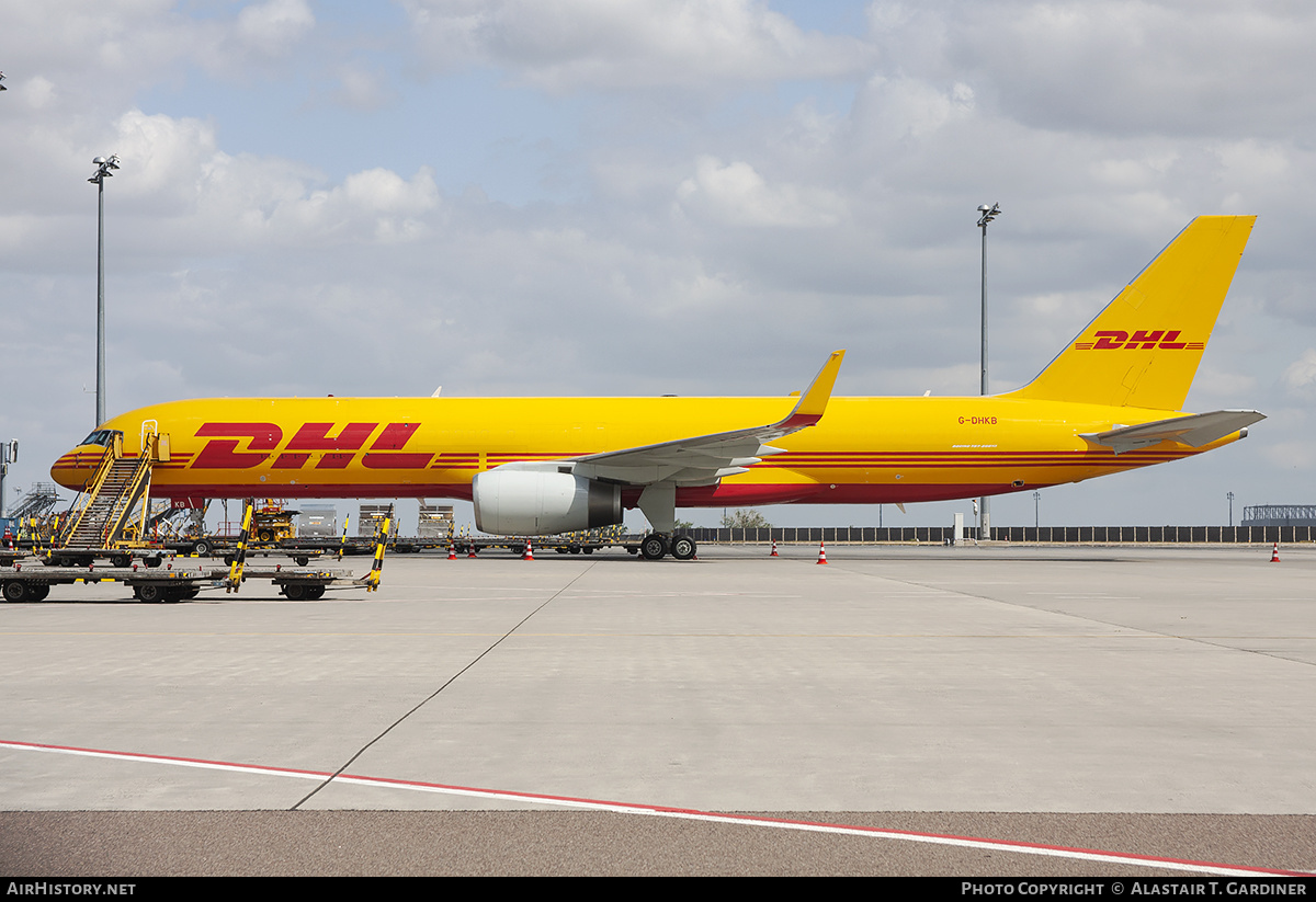 Aircraft Photo of G-DHKB | Boeing 757-256(PCF) | DHL International | AirHistory.net #265512