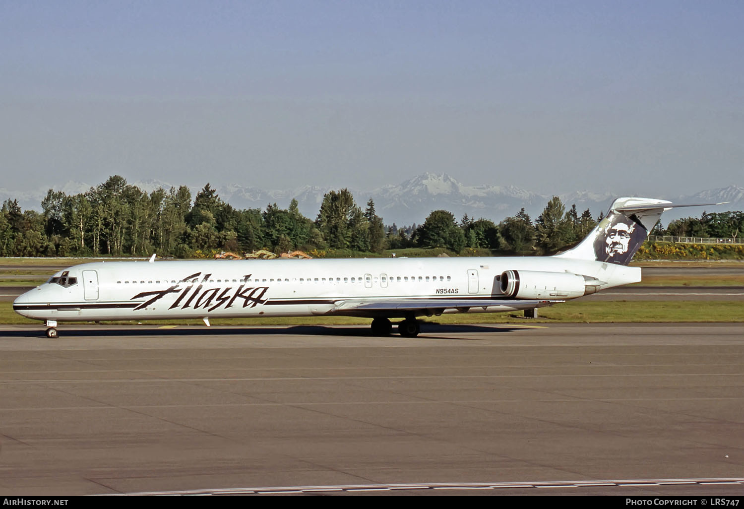 Aircraft Photo of N954AS | McDonnell Douglas MD-82 (DC-9-82) | Alaska Airlines | AirHistory.net #265513