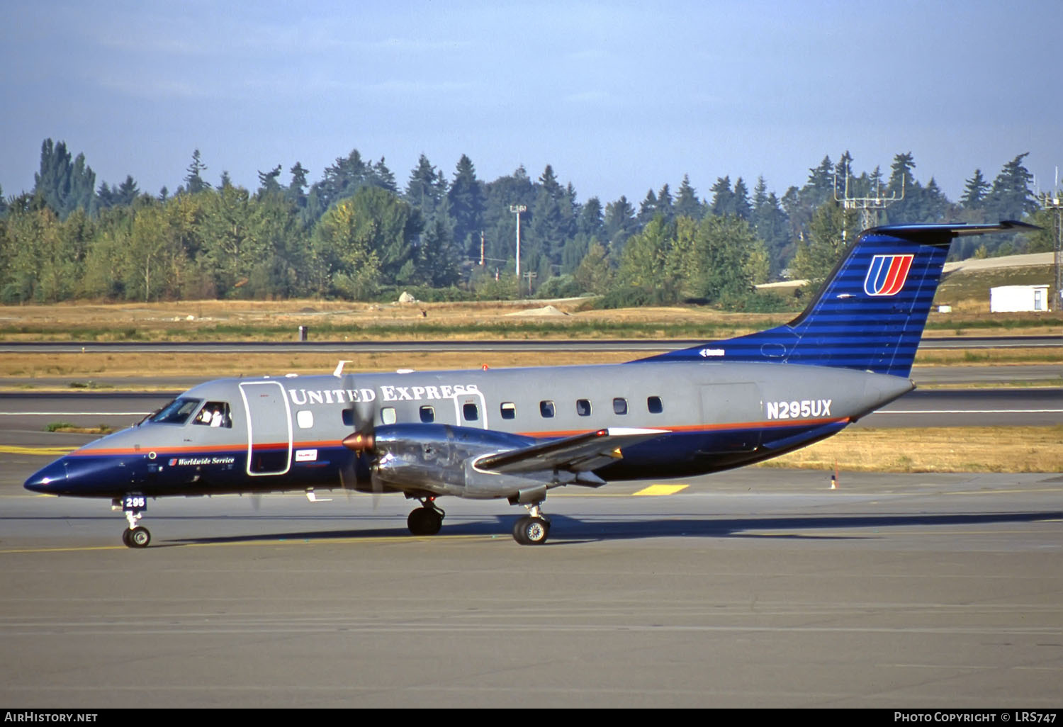 Aircraft Photo of N295UX | Embraer EMB-120RT Brasilia | United Express | AirHistory.net #265662