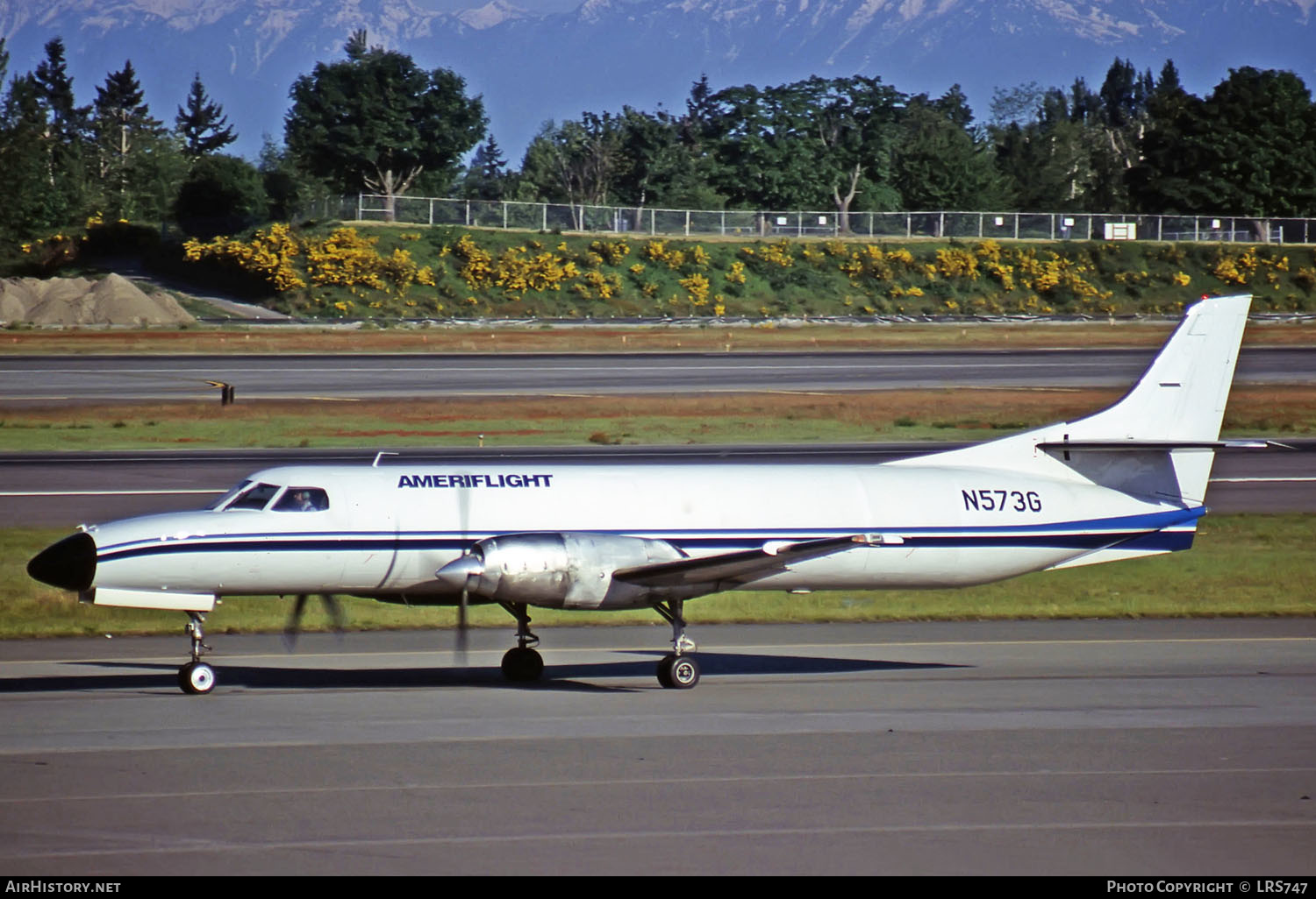 Aircraft Photo of N573G | Fairchild Swearingen SA-227AT Merlin IVC | Ameriflight | AirHistory.net #265689