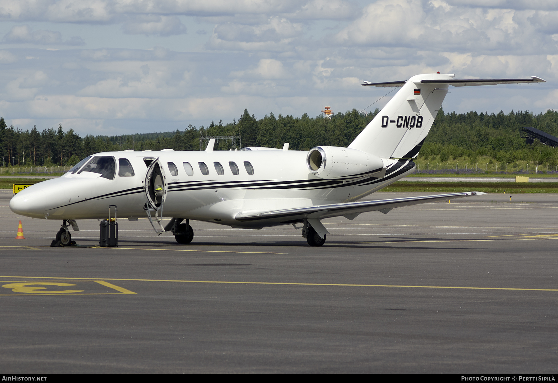 Aircraft Photo of D-CNOB | Cessna 525B CitationJet CJ3 | AirHistory.net #265701