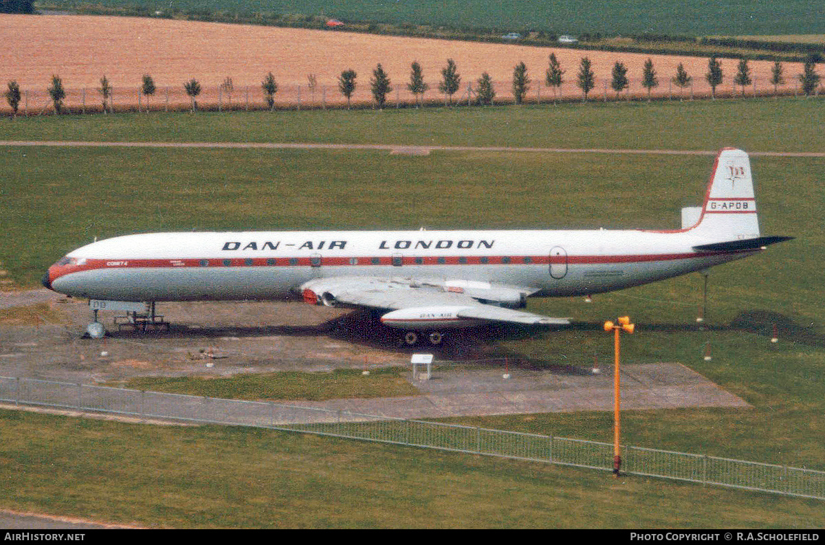 Aircraft Photo of G-APDB | De Havilland D.H. 106 Comet 4 | Dan-Air London | AirHistory.net #265742