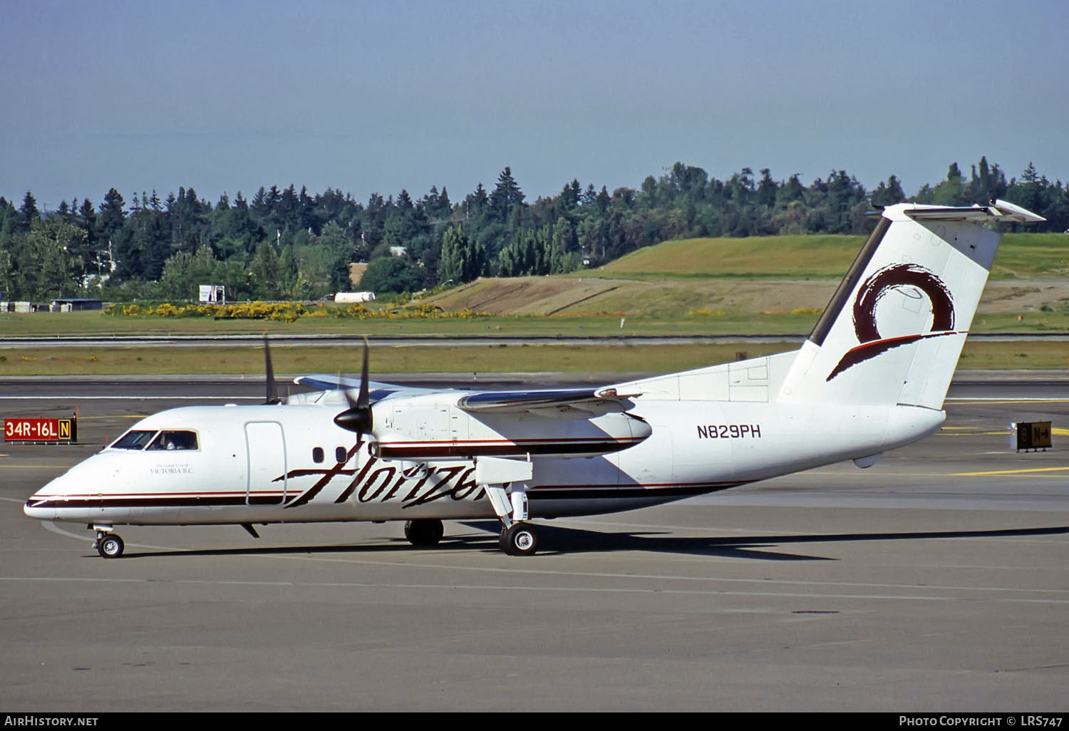 Aircraft Photo of N829PH | De Havilland Canada DHC-8-102A Dash 8 | Horizon Air | AirHistory.net #265770