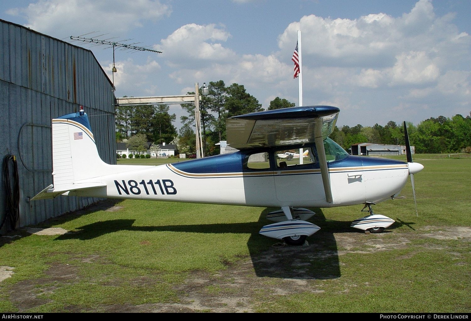 Aircraft Photo of N8111B | Cessna 172 | AirHistory.net #265779