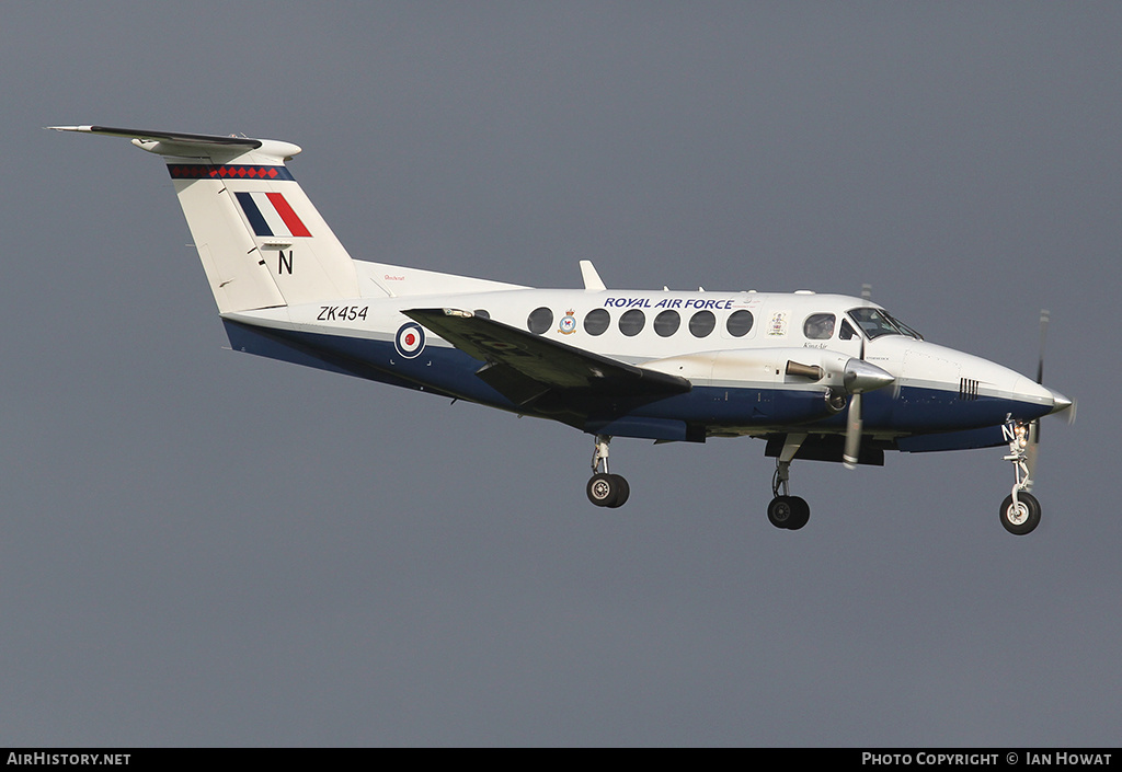Aircraft Photo of ZK454 | Raytheon B200 King Air | UK - Air Force | AirHistory.net #265790
