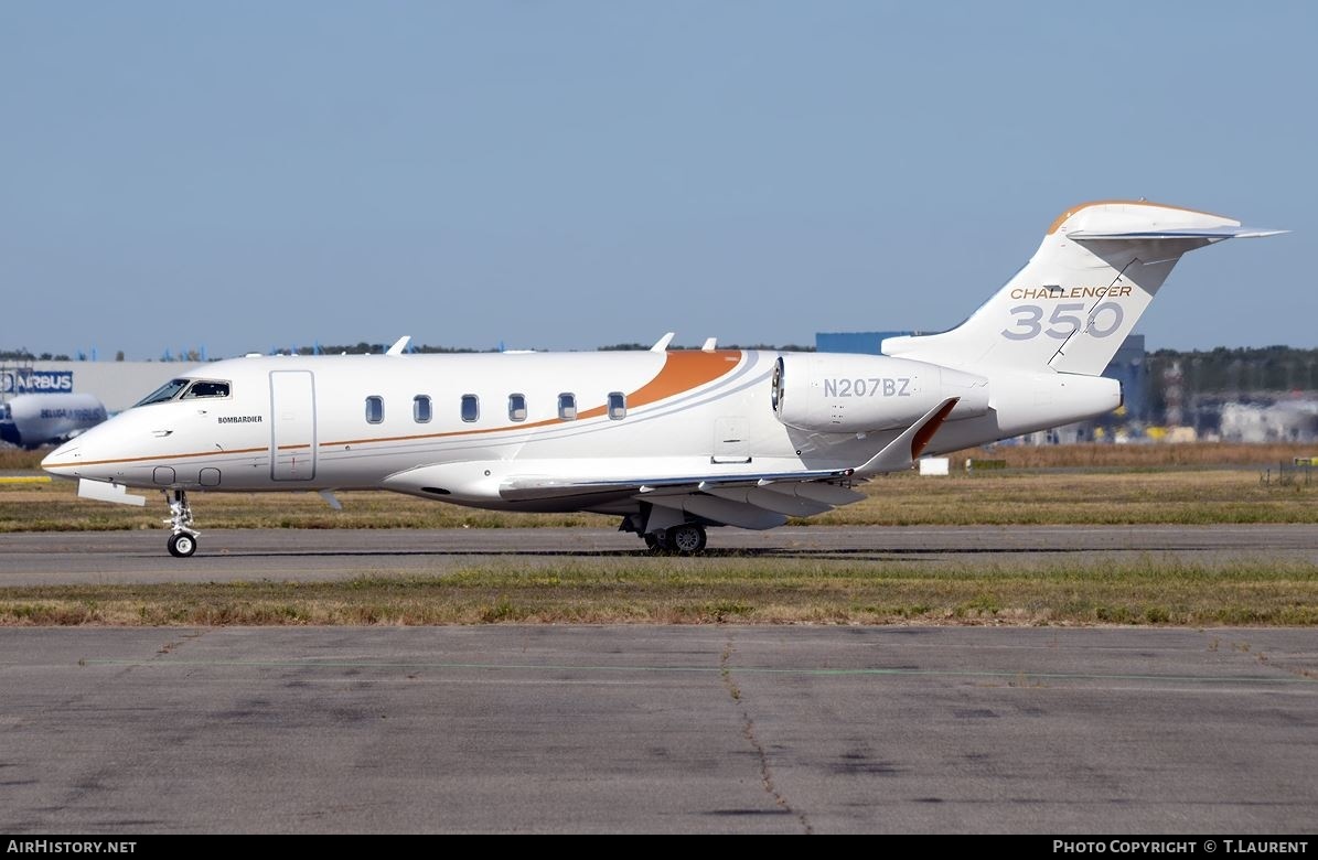 Aircraft Photo of N207BZ | Bombardier Challenger 350 (BD-100-1A10) | AirHistory.net #265799