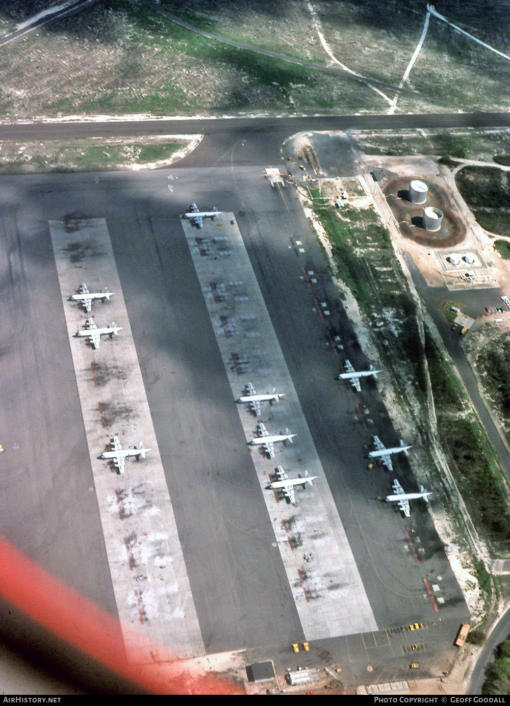 Airport photo of Kapolei - Kalaeloa / John Rodgers Field (PHJR / JRF) in Hawaii, United States | AirHistory.net #265818
