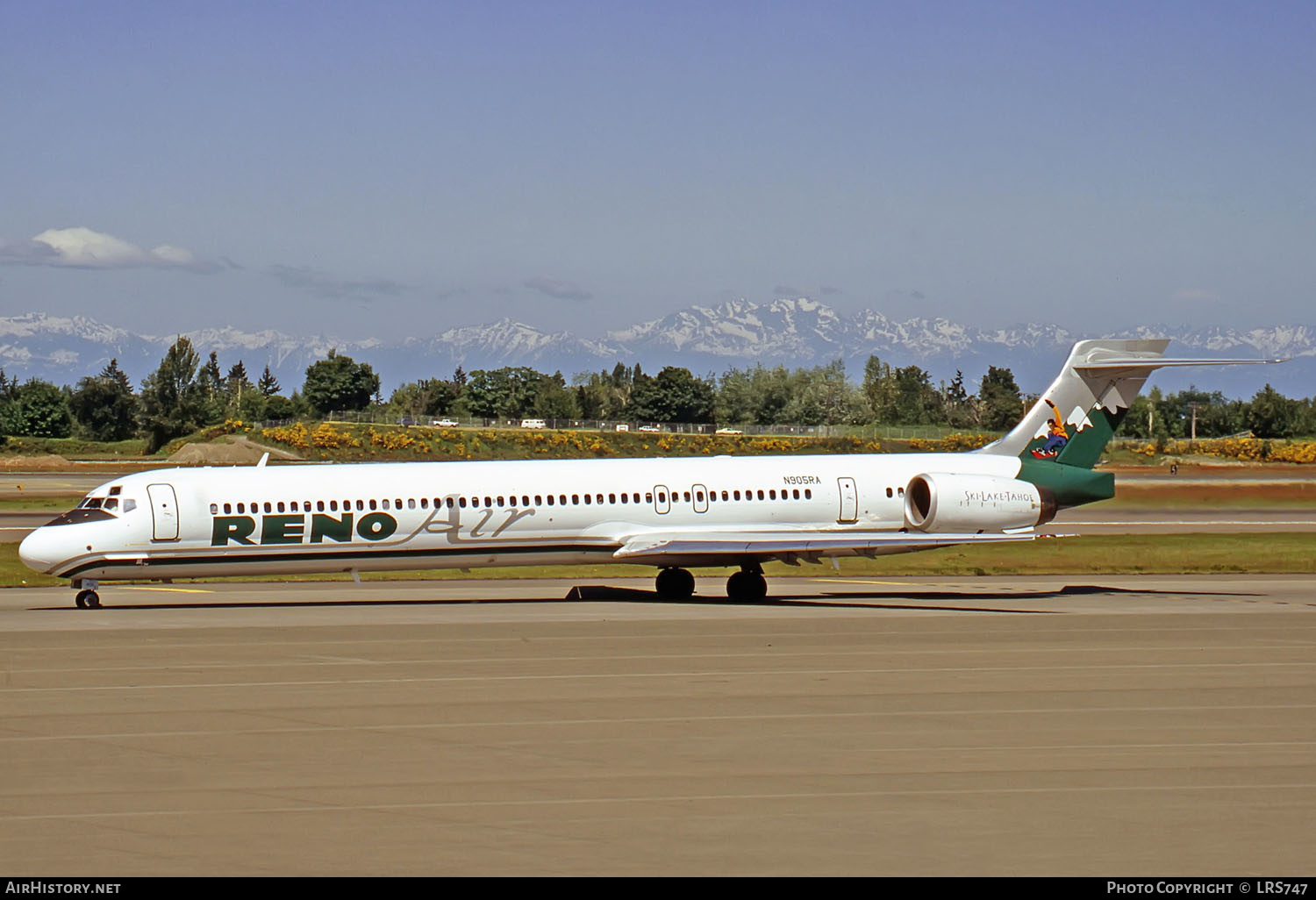 Aircraft Photo of N905RA | McDonnell Douglas MD-90-30 | Reno Air | AirHistory.net #265894