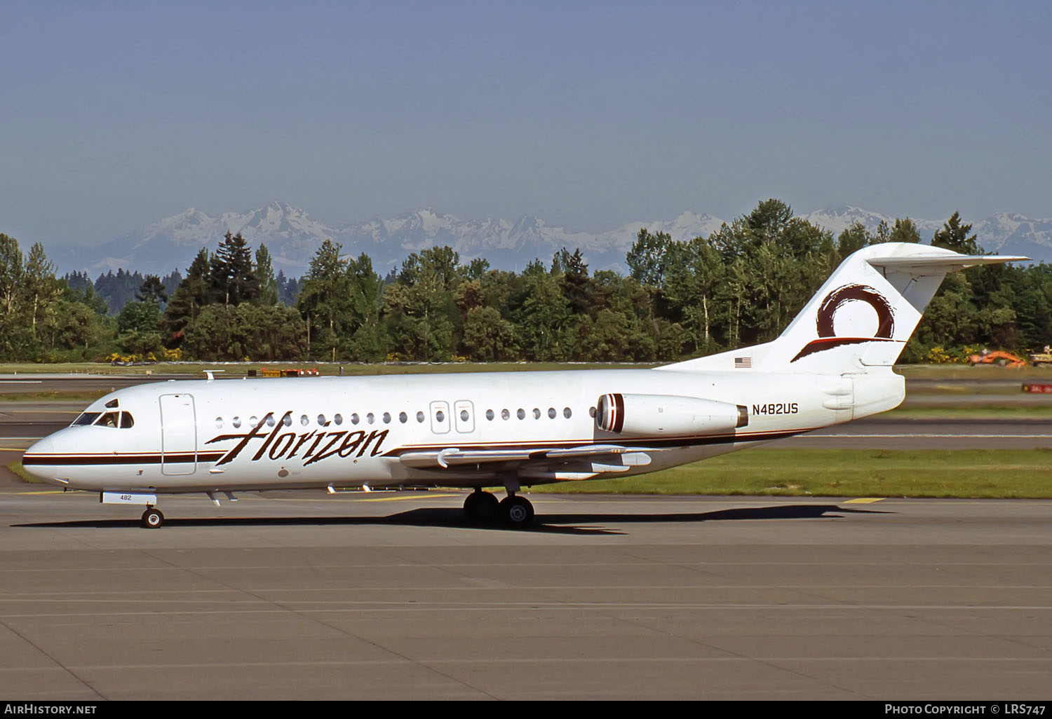 Aircraft Photo of N482US | Fokker F28-4000 Fellowship | Horizon Air | AirHistory.net #265895