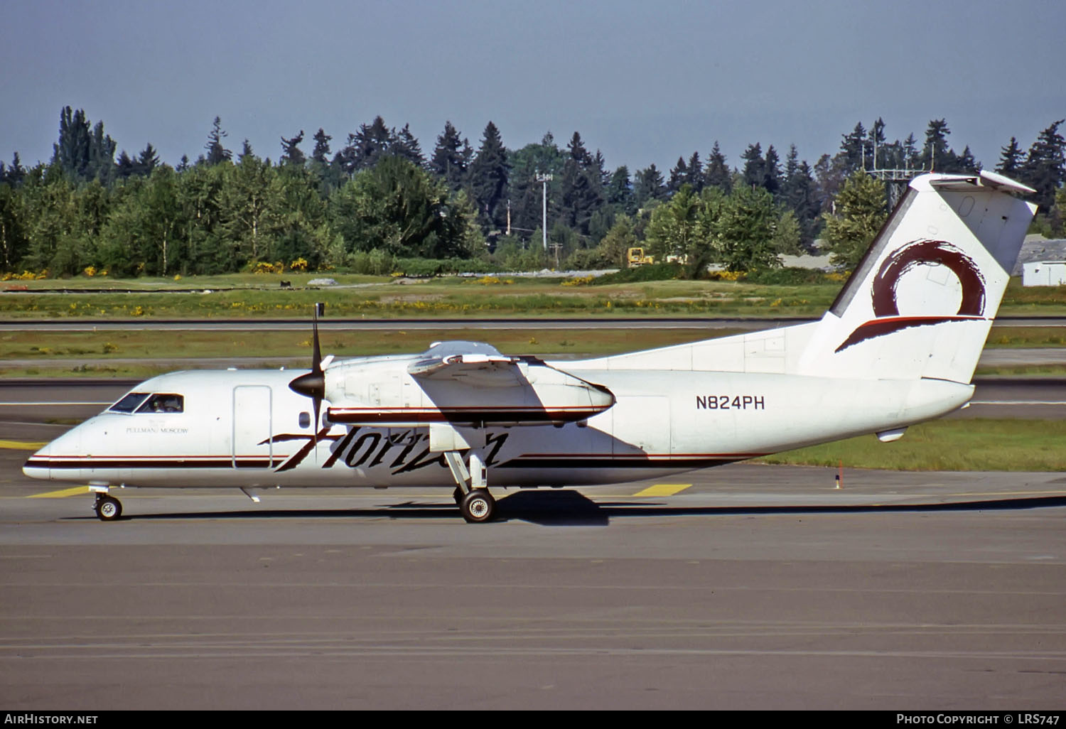 Aircraft Photo of N824PH | De Havilland Canada DHC-8-102 Dash 8 | Horizon Air | AirHistory.net #265899