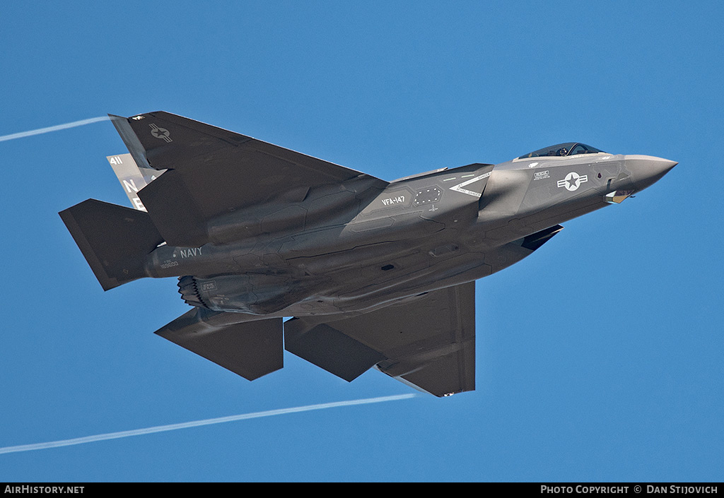 Aircraft Photo of 169600 | Lockheed Martin F-35C Lightning II | USA - Navy | AirHistory.net #266059