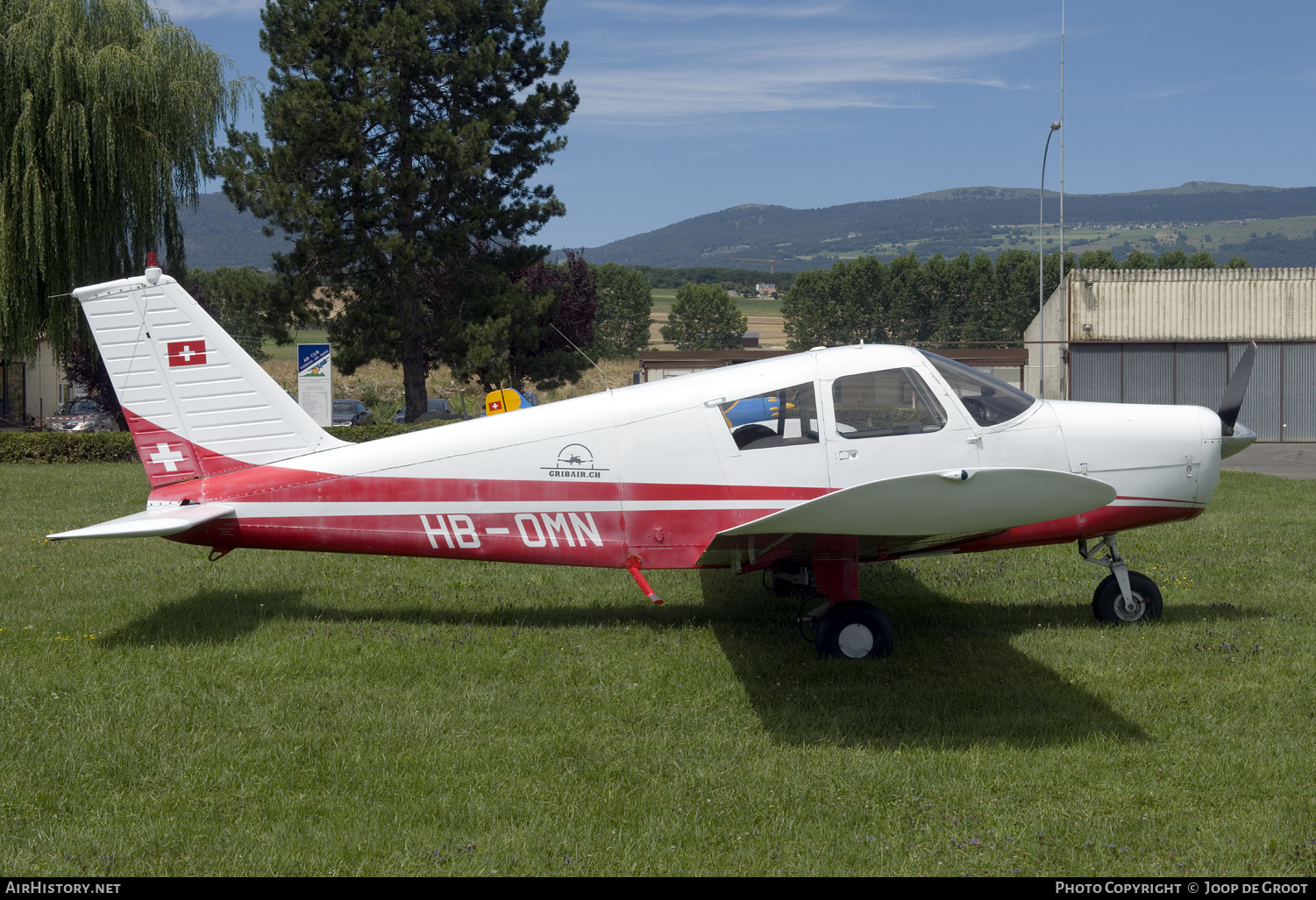 Aircraft Photo of HB-OMN | Piper PA-28-140 Cherokee E | Gribair | AirHistory.net #266064