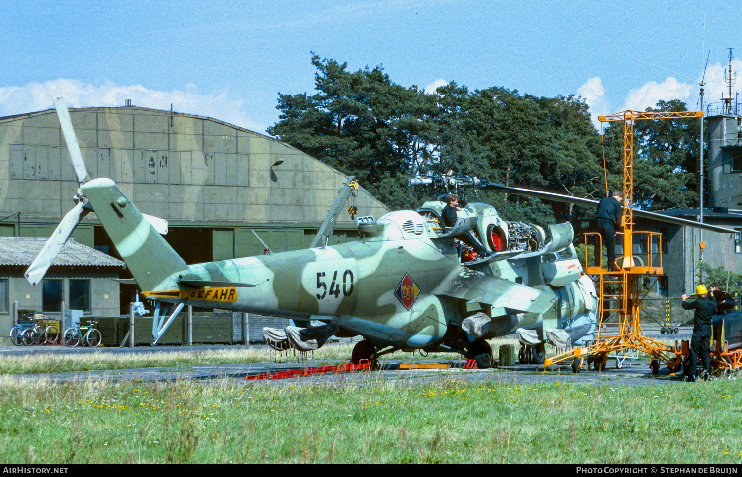 Aircraft Photo of 540 | Mil Mi-24D | East Germany - Air Force | AirHistory.net #266075