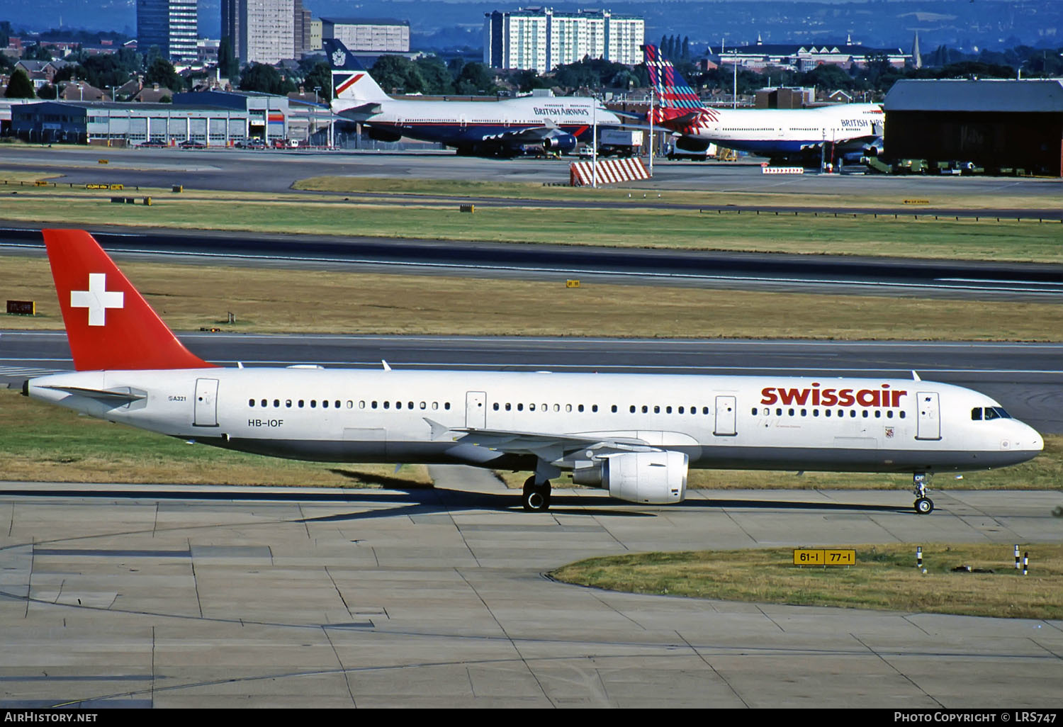 Aircraft Photo of HB-IOF | Airbus A321-111 | Swissair | AirHistory.net #266151