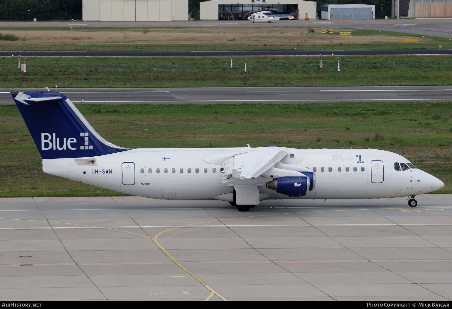 Aircraft Photo of OH-SAN | BAE Systems Avro 146-RJ100 | Blue1 | AirHistory.net #266208