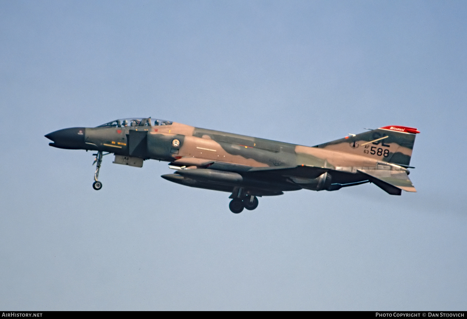 Aircraft Photo of 63-7588 / AF63588 | McDonnell F-4C Phantom II | USA - Air Force | AirHistory.net #266273
