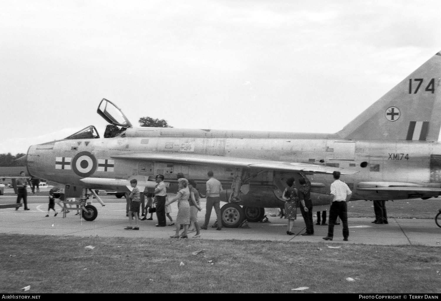 Aircraft Photo of XM174 | English Electric Lightning F1A | UK - Air Force | AirHistory.net #266298