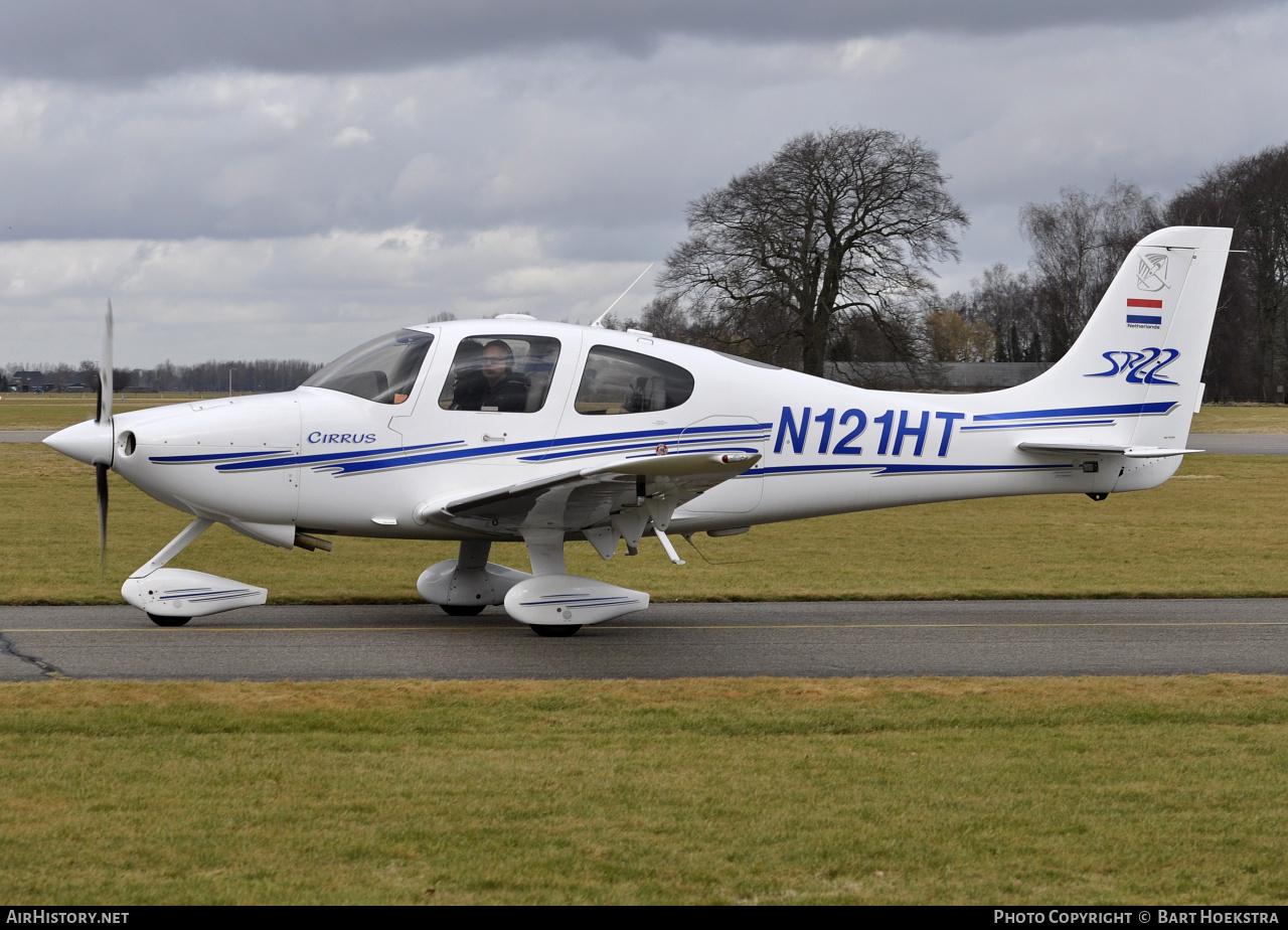 Aircraft Photo of N121HT | Cirrus SR-22 G1 | AirHistory.net #266325