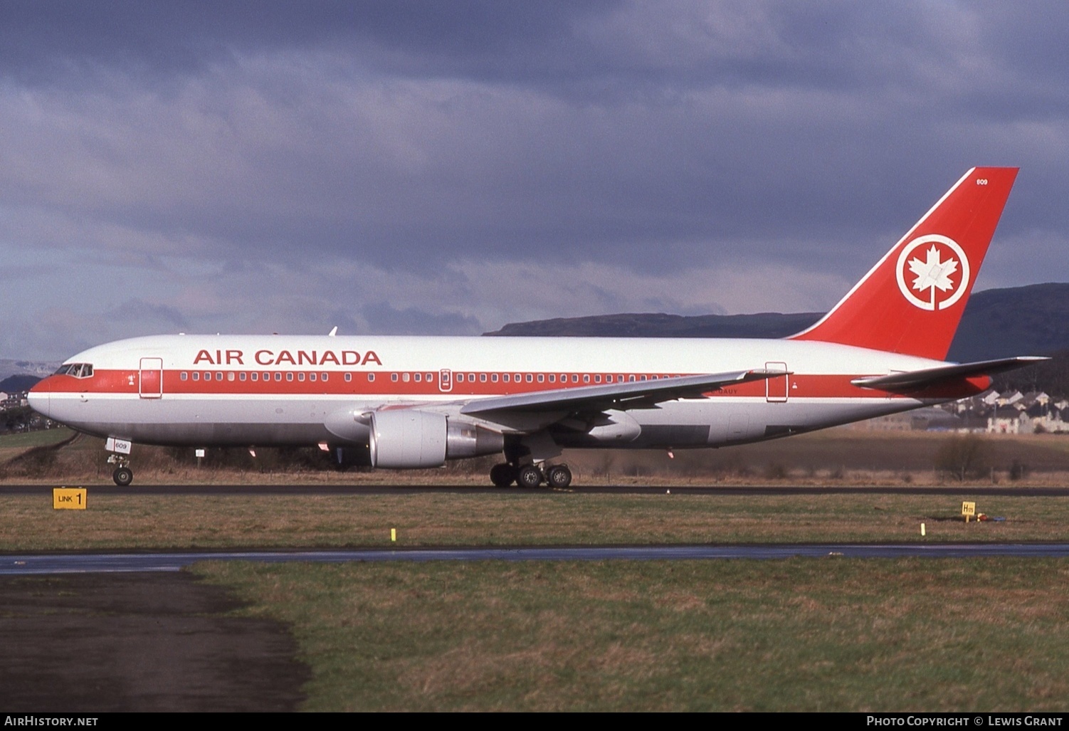 Aircraft Photo of C-GAUY | Boeing 767-233 | Air Canada | AirHistory.net #266354