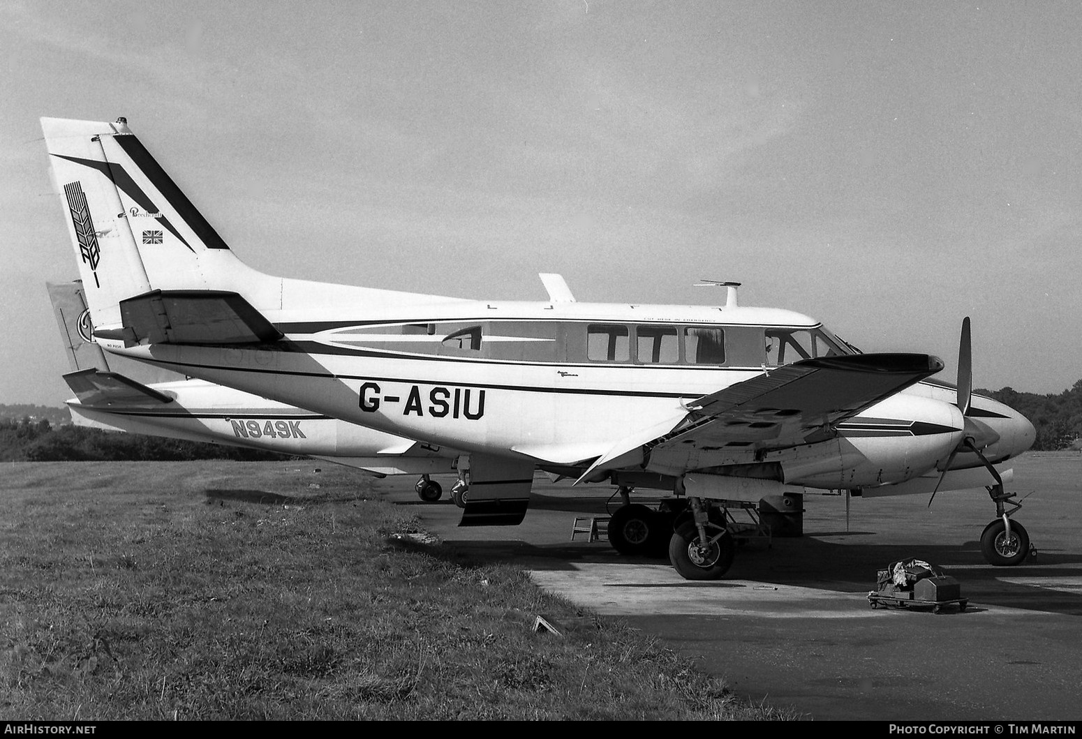 Aircraft Photo of G-ASIU | Beech 65-80 Queen Air | AirHistory.net #266417