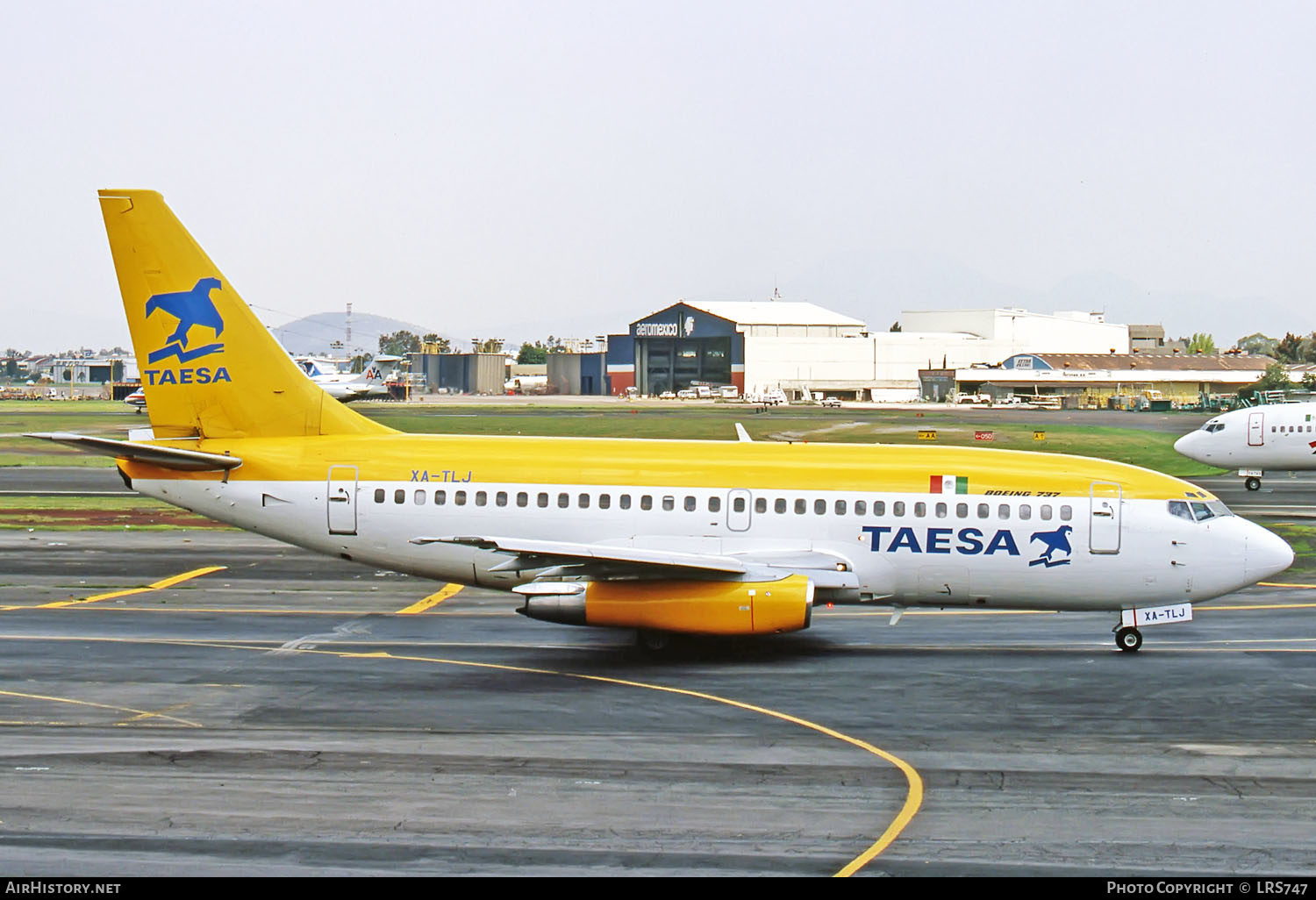 Aircraft Photo of XA-TLJ | Boeing 737-2H6/Adv | TAESA - Transportes Aéreos Ejecutivos | AirHistory.net #266485