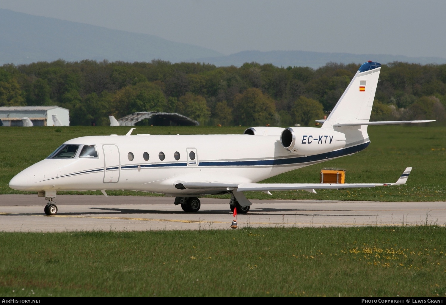 Aircraft Photo of EC-KTV | Gulfstream Aerospace G150 | AirHistory.net #266502