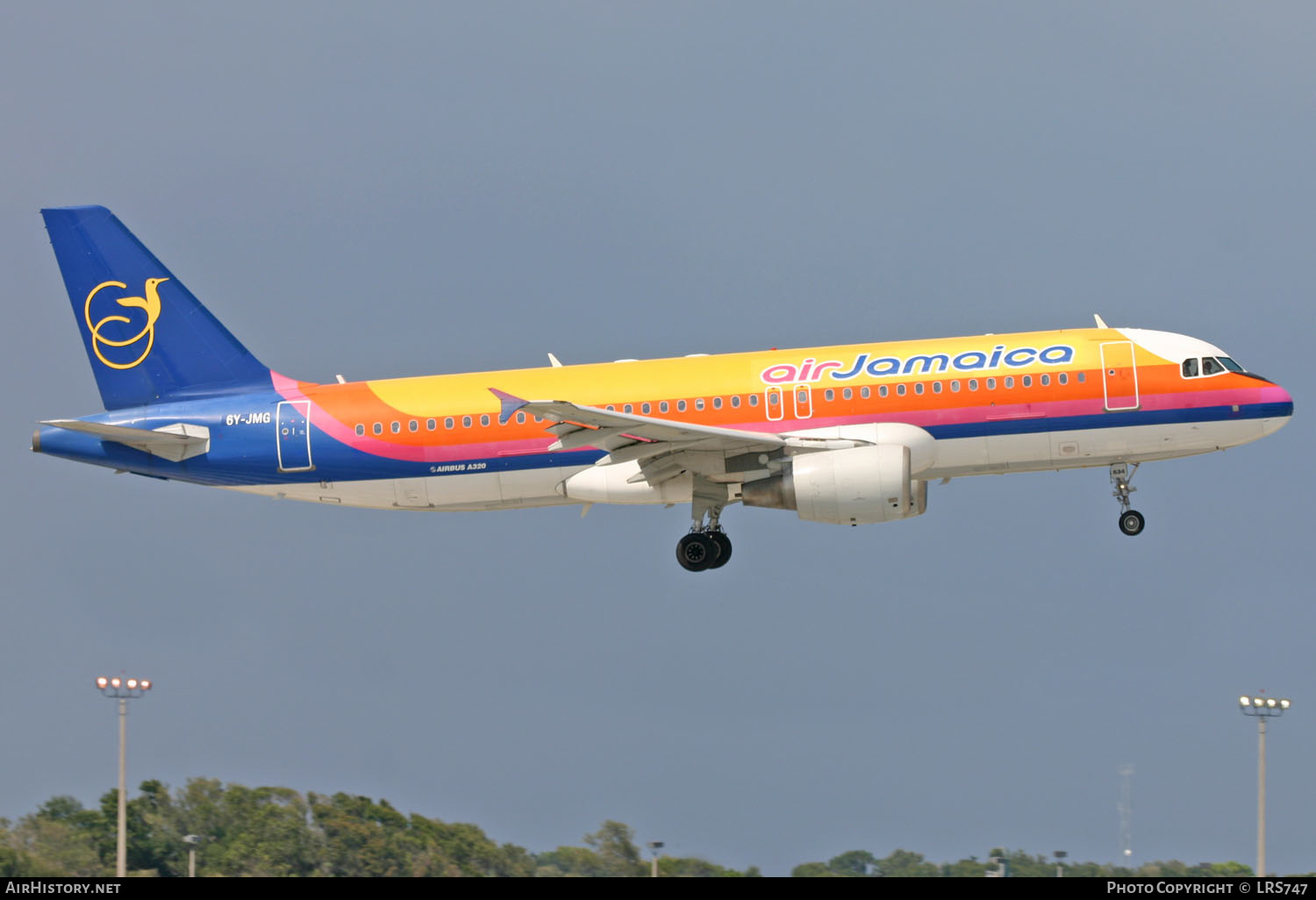 Aircraft Photo of 6Y-JMG | Airbus A320-214 | Air Jamaica | AirHistory.net #266525
