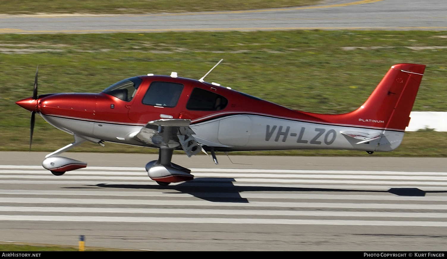 Aircraft Photo of VH-LZO | Cirrus SR-22 G6-GTS Platinum | AirHistory.net #266537