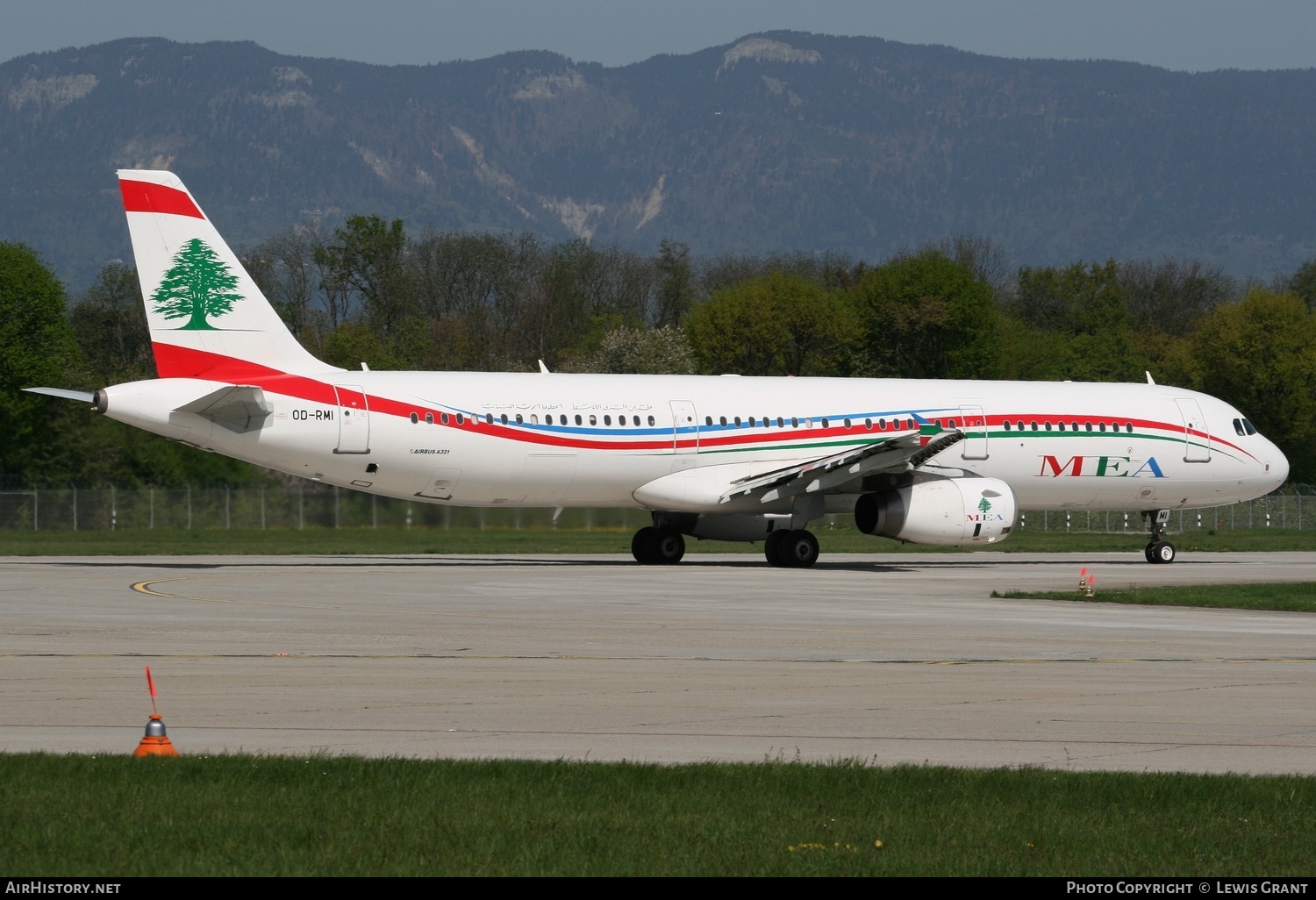 Aircraft Photo of OD-RMI | Airbus A321-231 | MEA - Middle East Airlines | AirHistory.net #266573